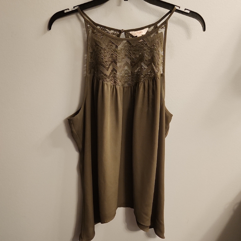 🍉Candie's Olive Sleeveless Top with Lace Detail